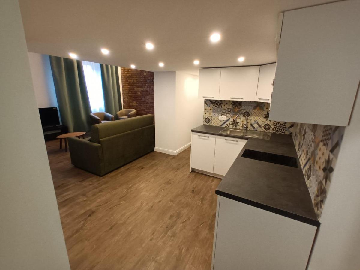 Duna River Shining Apartments Budapest Bagian luar foto