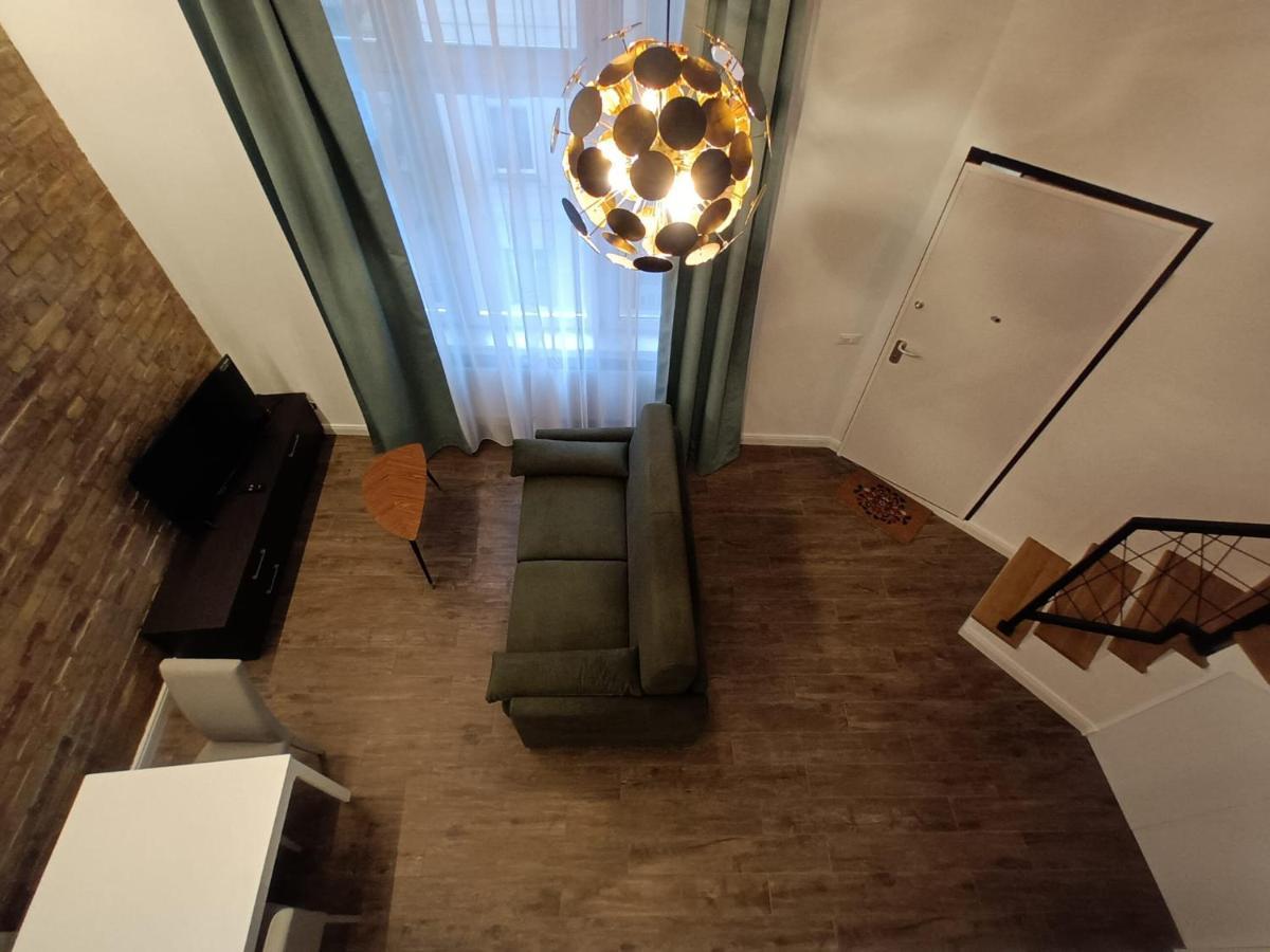 Duna River Shining Apartments Budapest Bagian luar foto